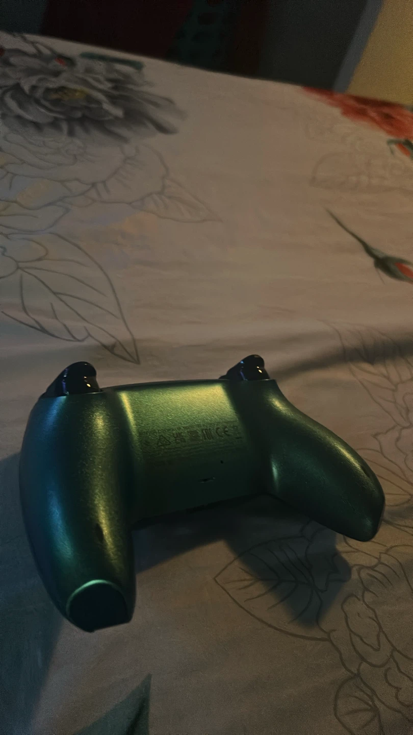 Sony DualSense Wireless Controller - Galactic Purple 60$ - photo 2