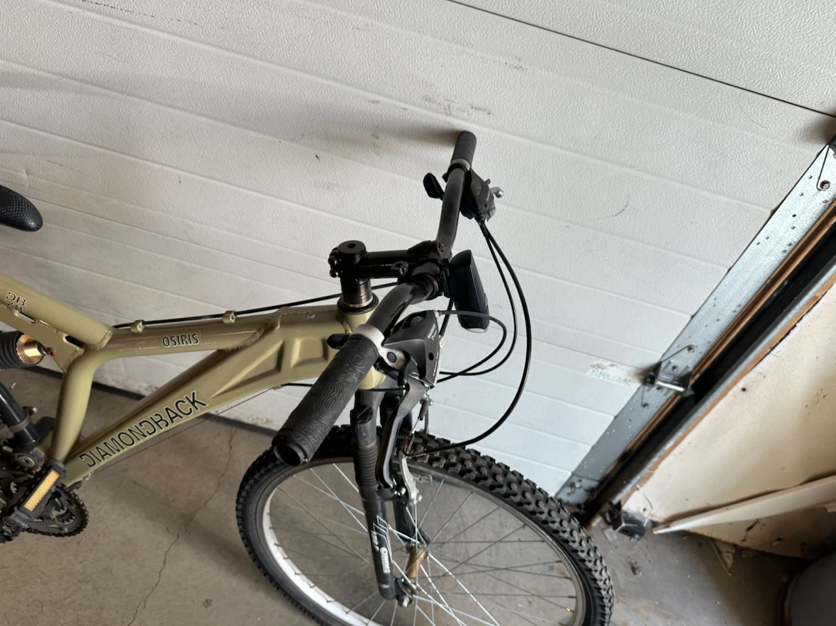 Diamondback Mountain Bike - photo 5