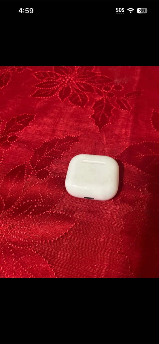Apple AirPods Pro 4 - photo 2