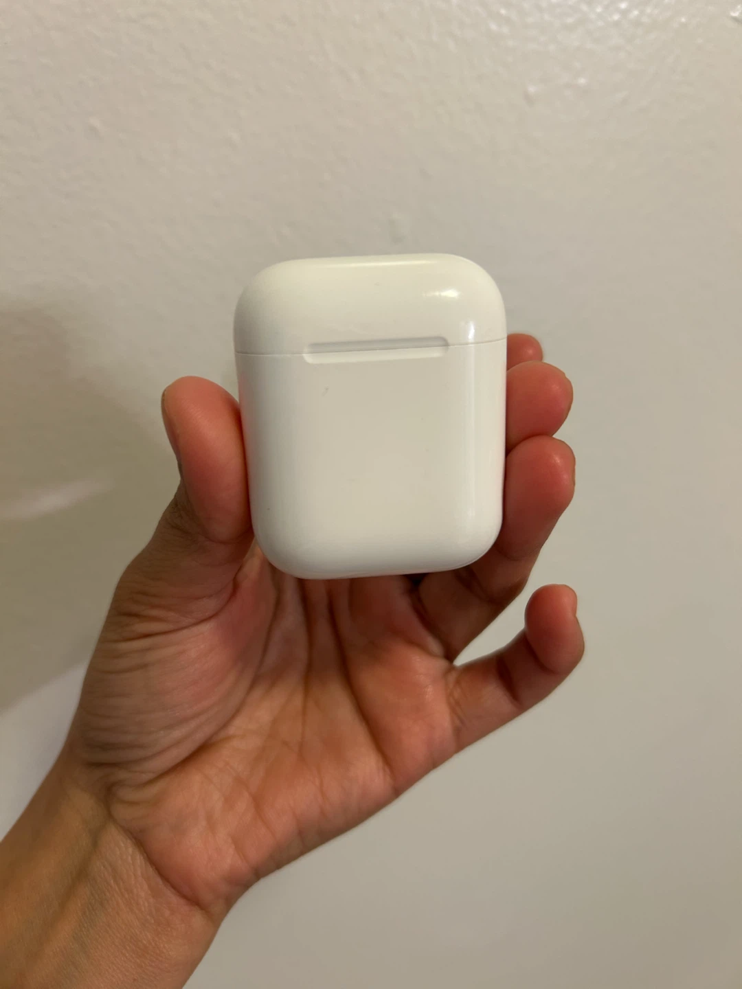 Apple AirPods (2nd generation) with Charging Case - photo 3