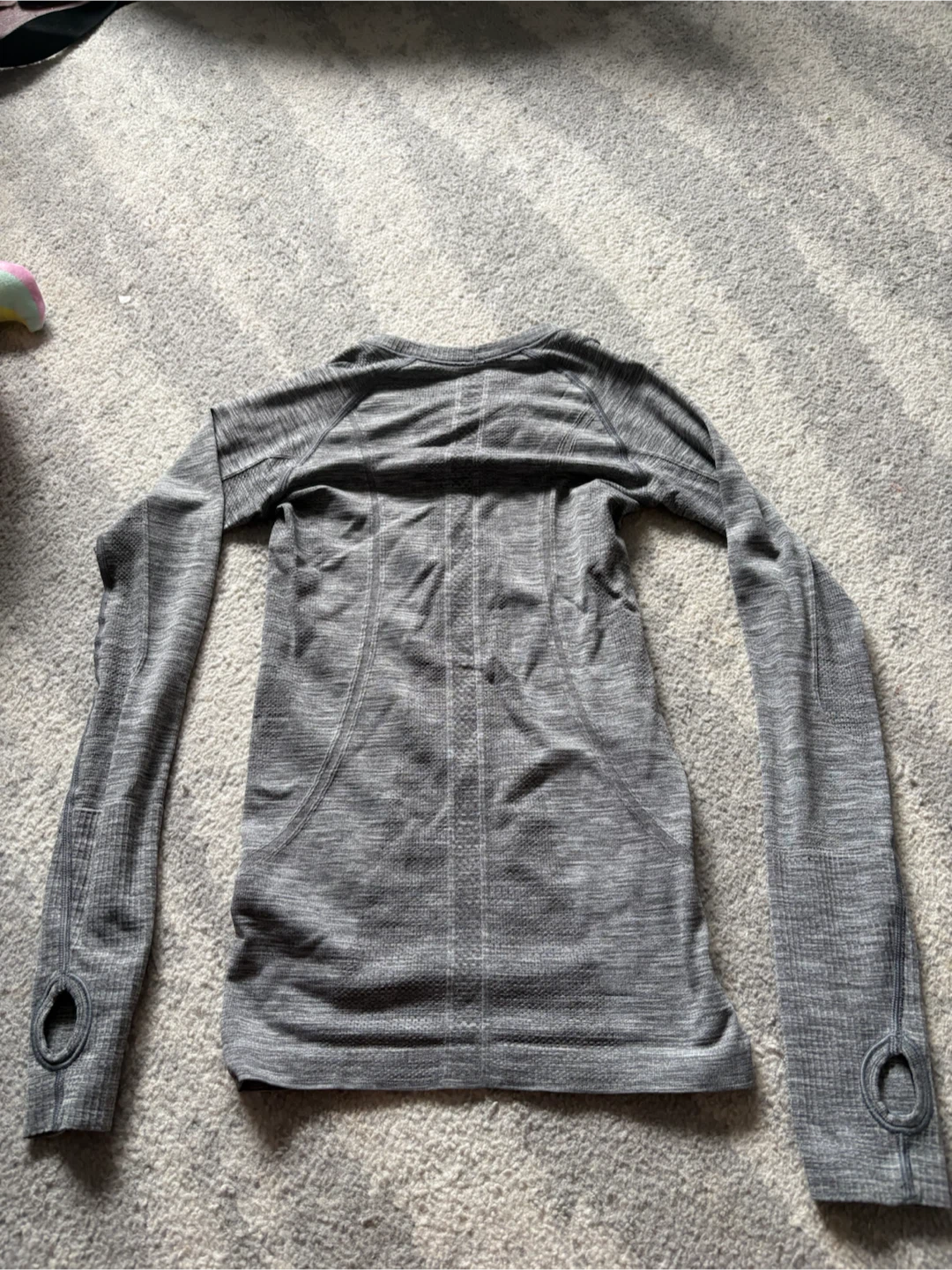 Lululemon Long Sleeve Top - photo 2