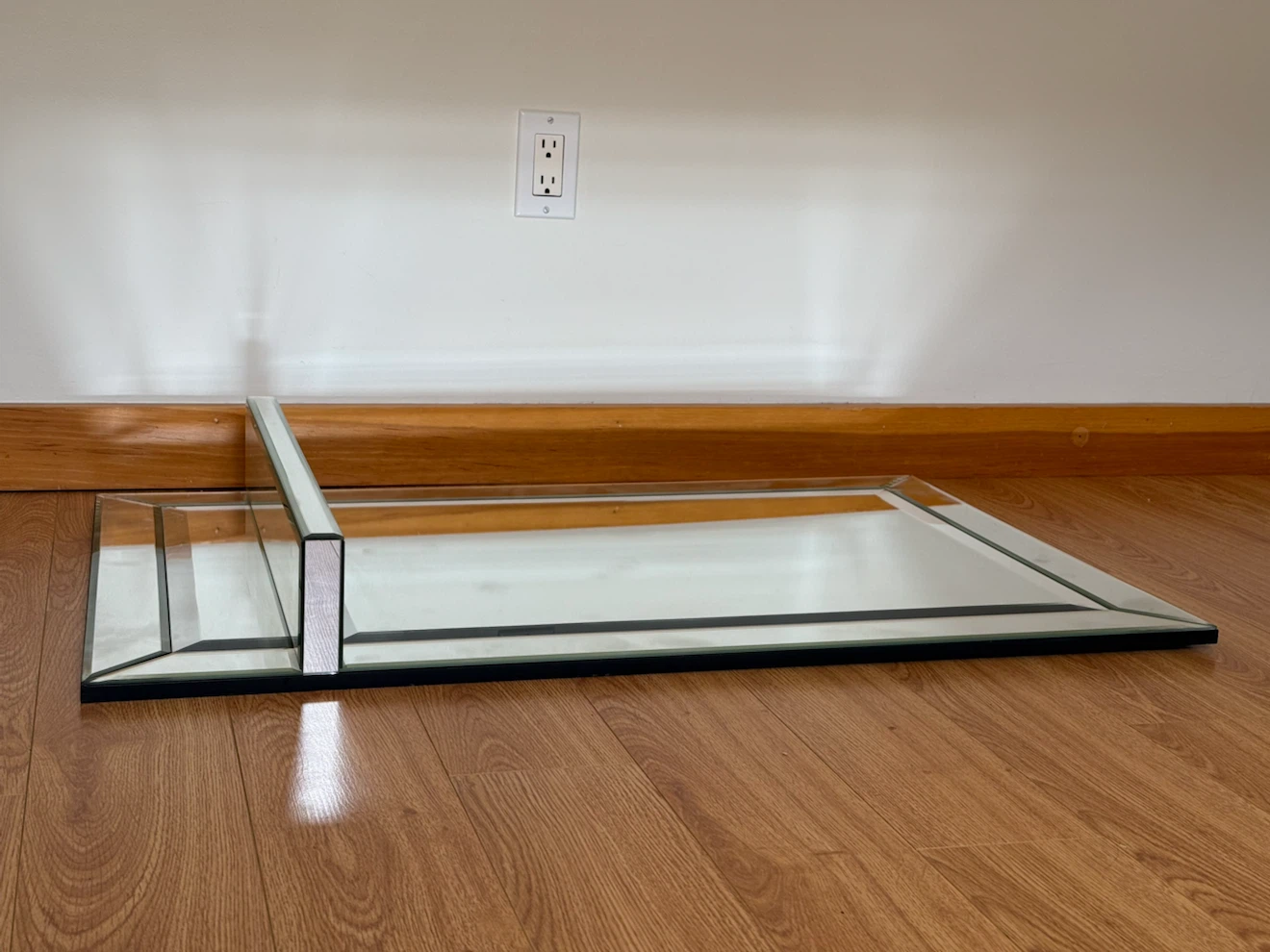 Two Luxurious Bevelled Mirrors (36” x 48”) & (35.5”x24”x5”) - photo 5