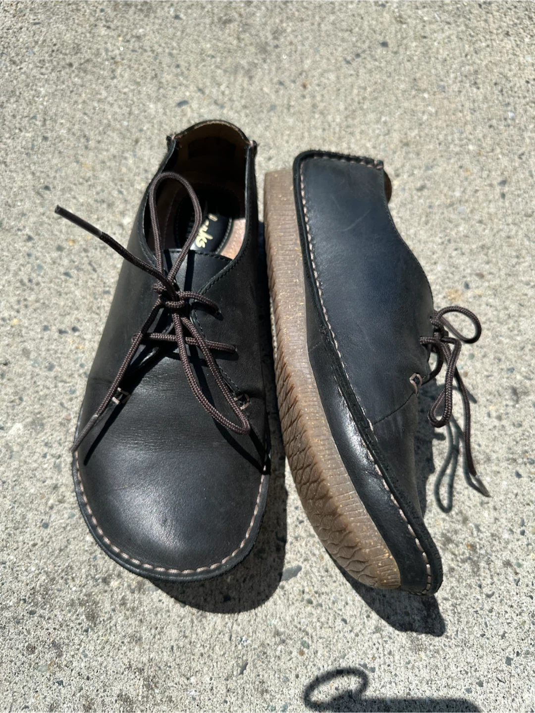 Clarks Artisan Black Leather Lace-Up Shoes - photo 2