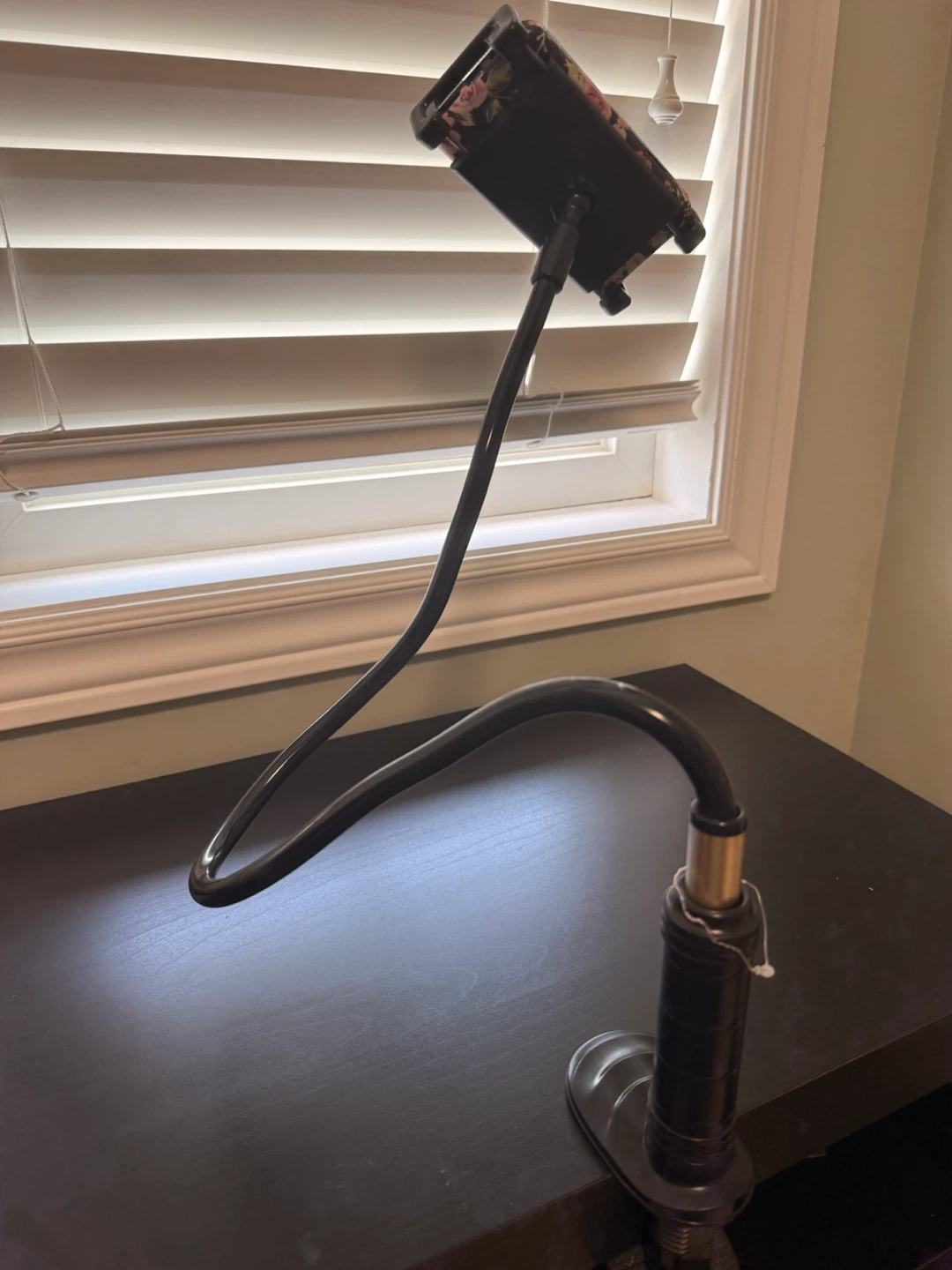 Flexible Lazy Phone Holder Stand