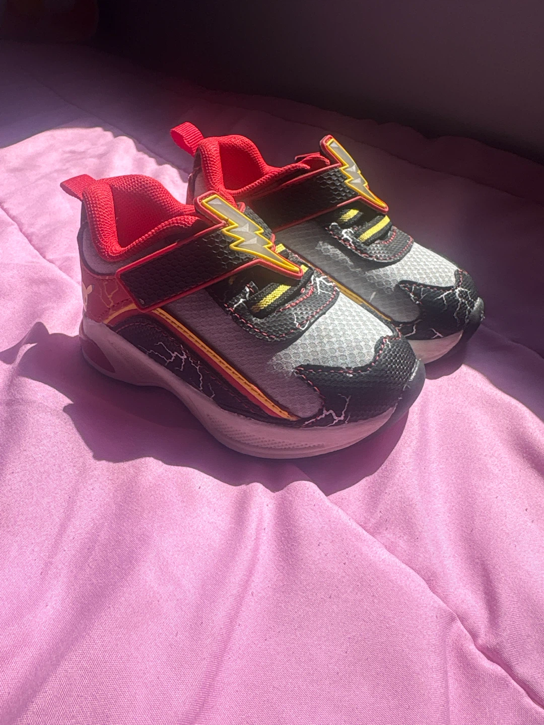 Toddler Athletic Shoes with Lightning Bolt Detail - photo 2