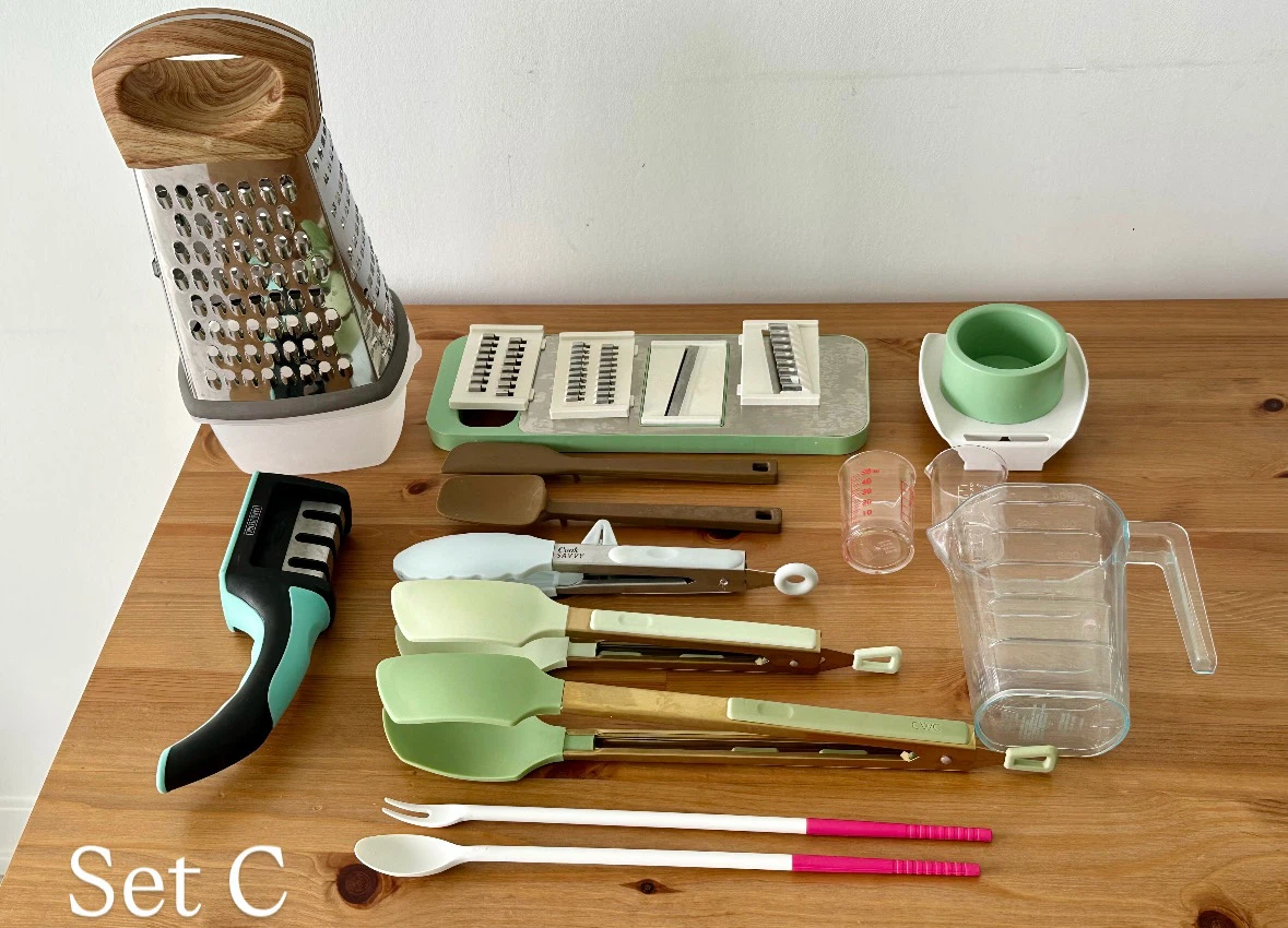 Kitchen Utensil Set with Grater and Slicer