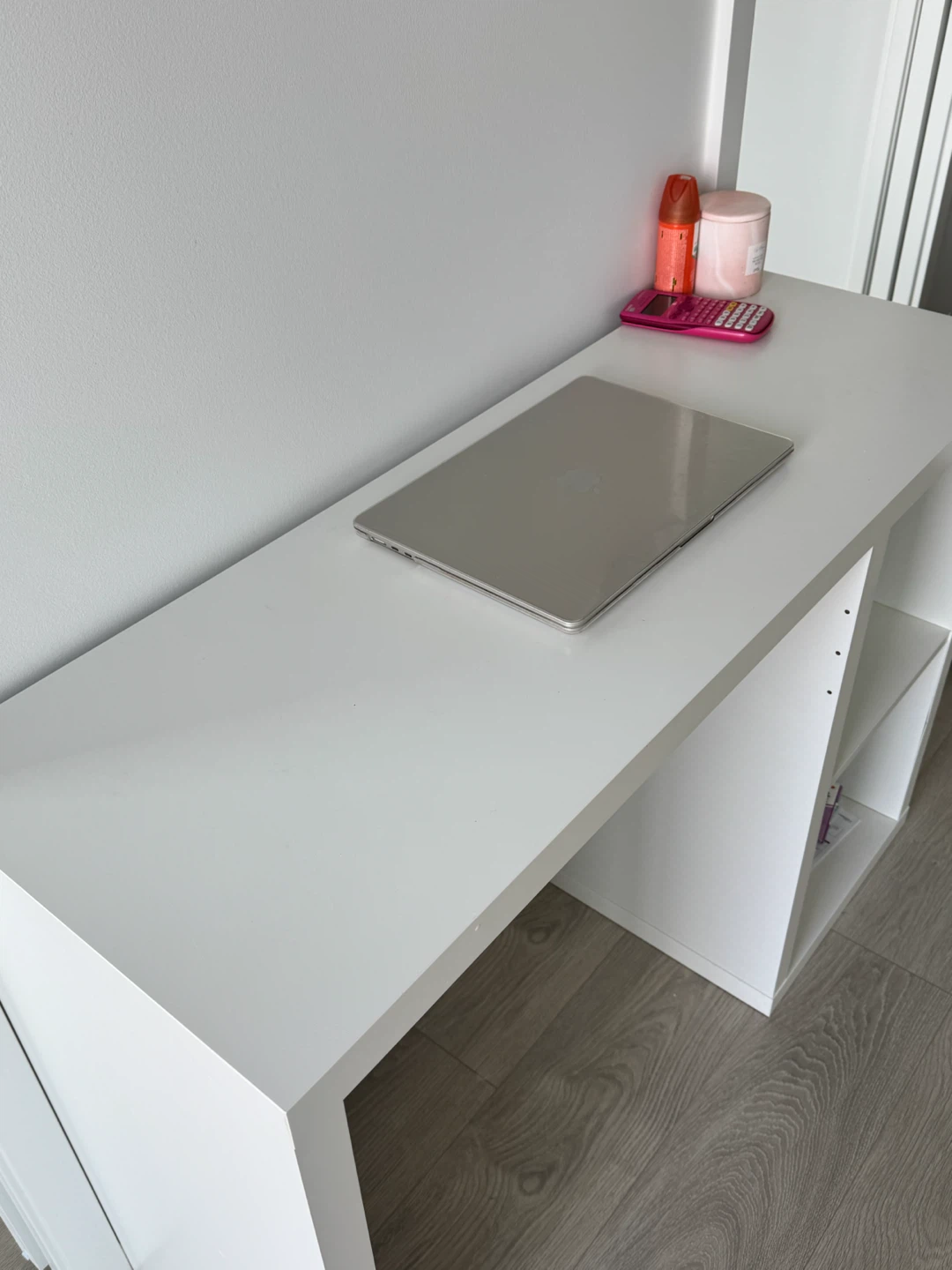 White Desk with Shelving - photo 3
