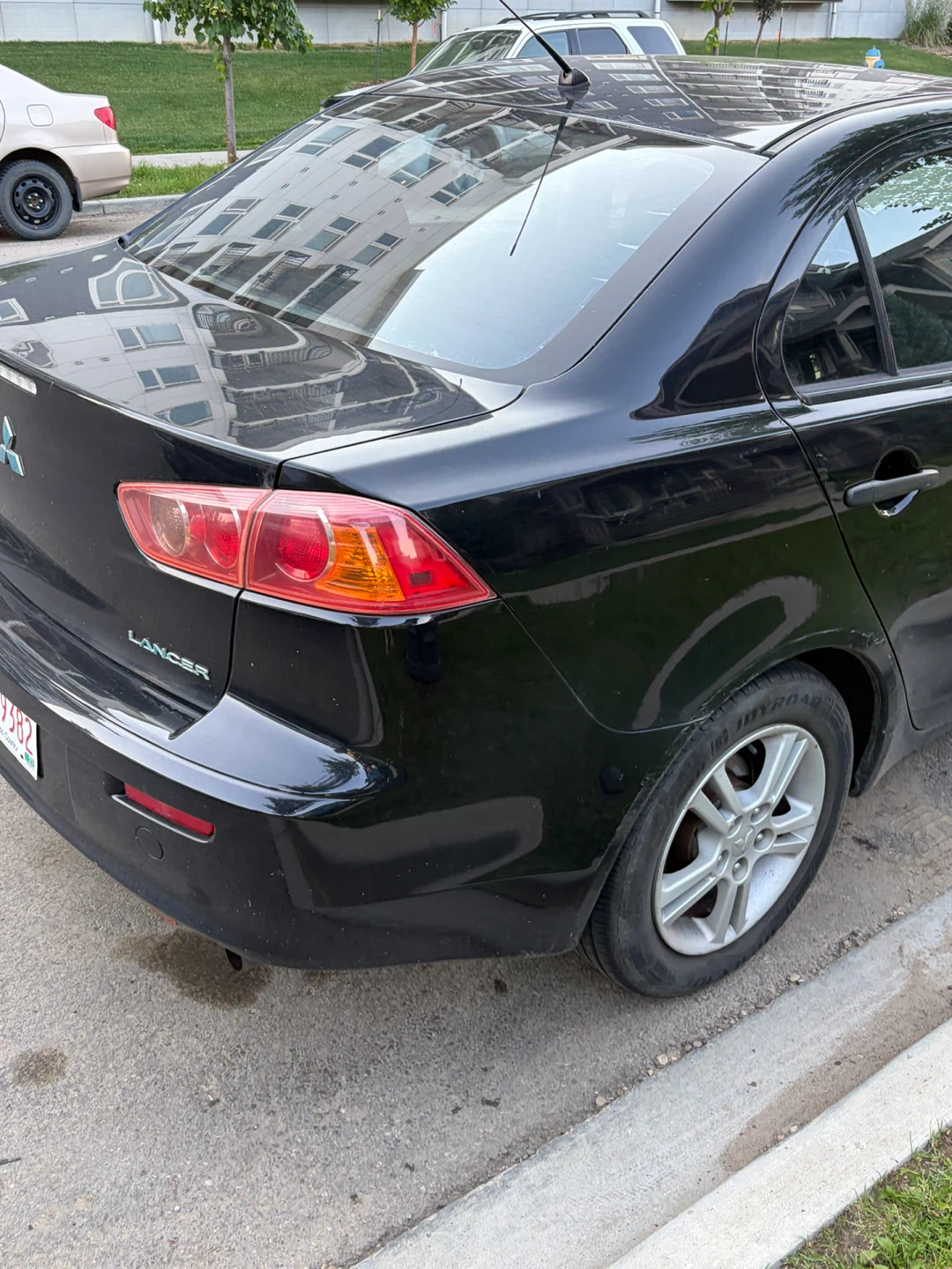 2009 Black Mitsubishi Lancer Sedan - photo 2