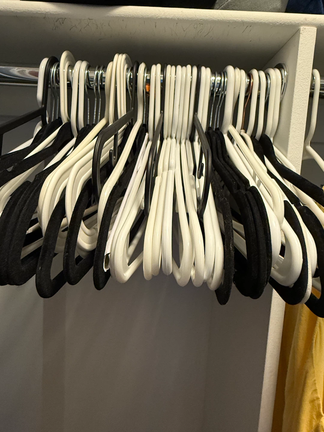 Assorted set of hangers! - photo 2