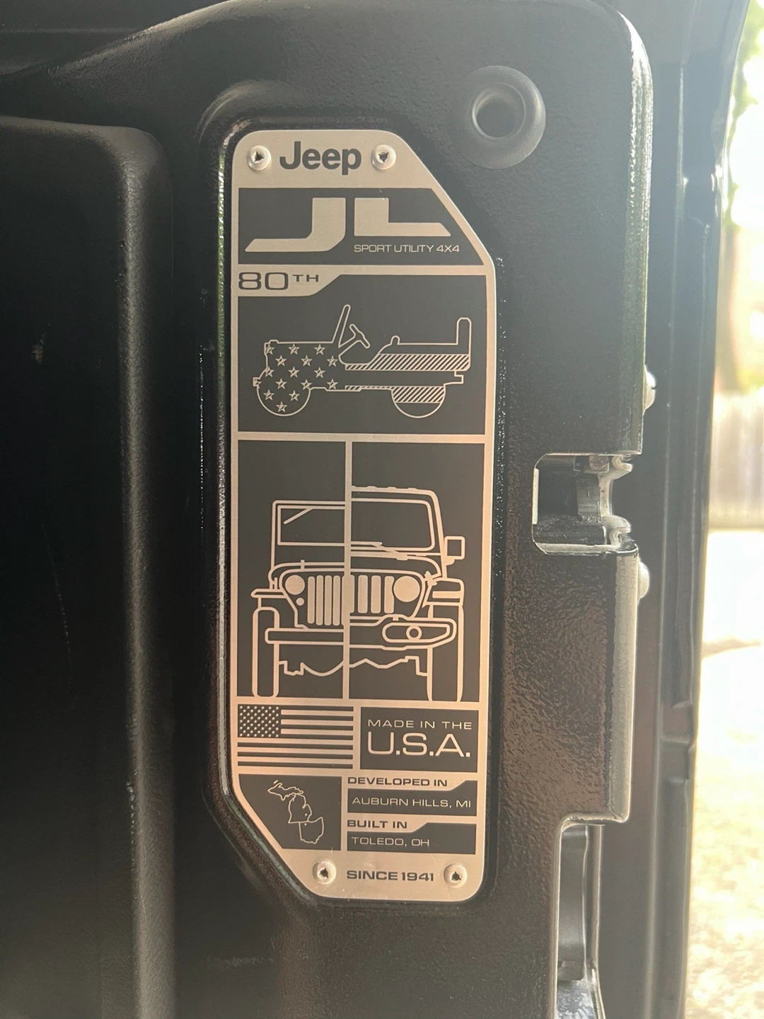 2021 Jeep Wrangler Unlimited 80th Anniversary Edition - photo 3