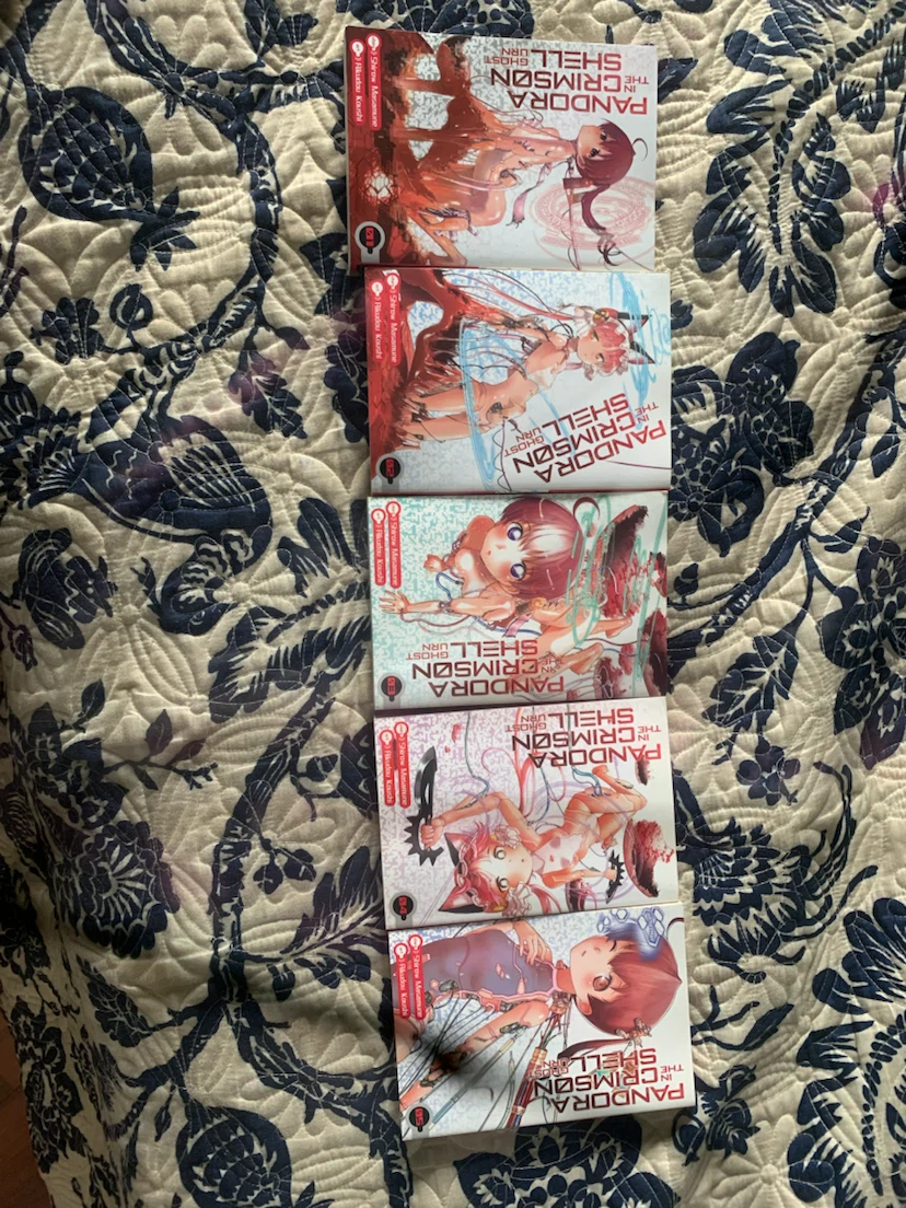 Pandora In the crimson shell urn manga ( vol 1-5 ) - photo 2