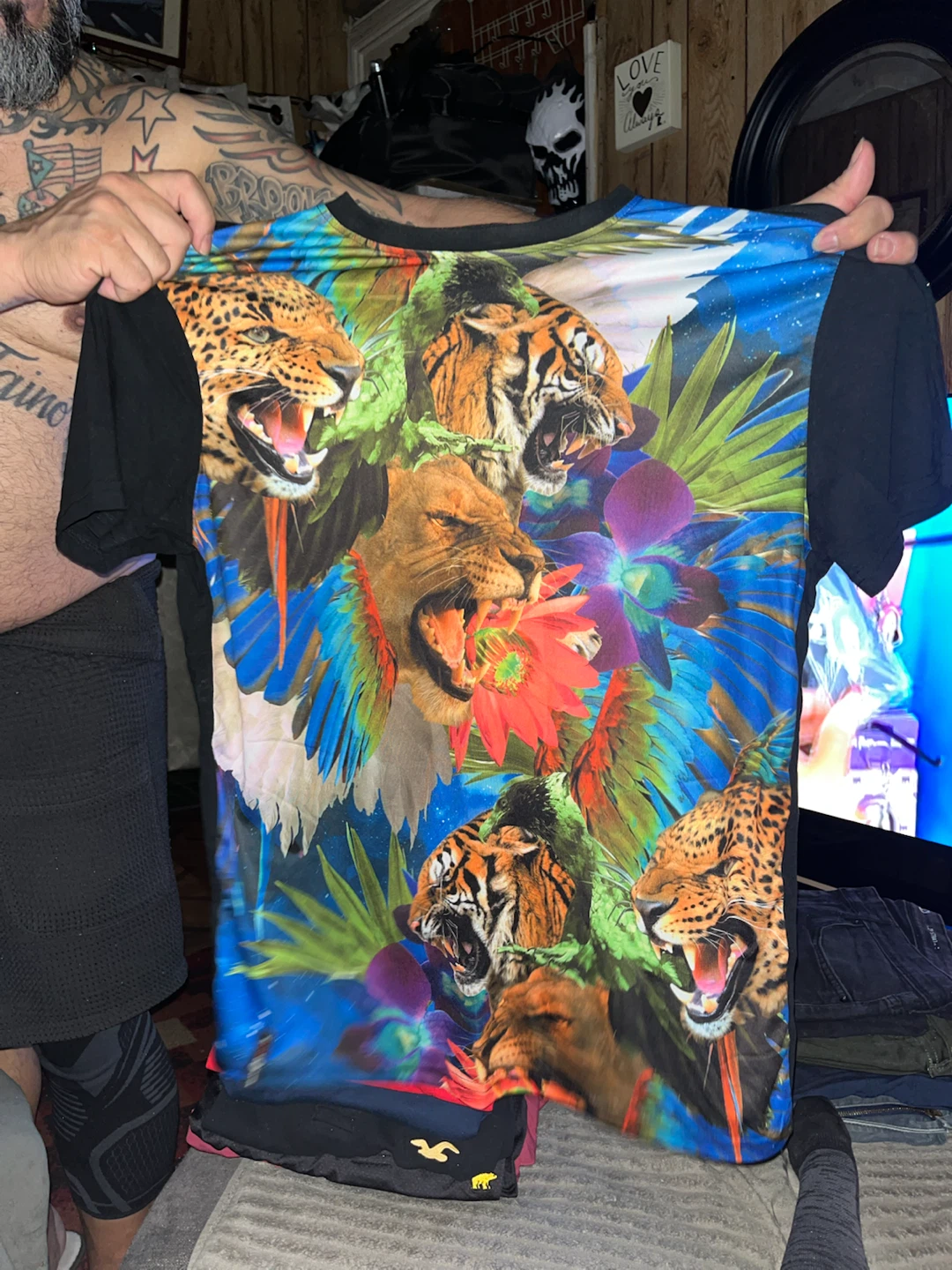 Enyce man shirt size large
