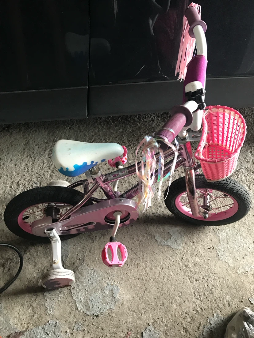 Schwinn "Bubble Gum" Kids Bike - photo 3