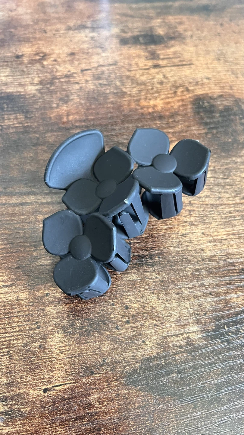 Black floral claw clip