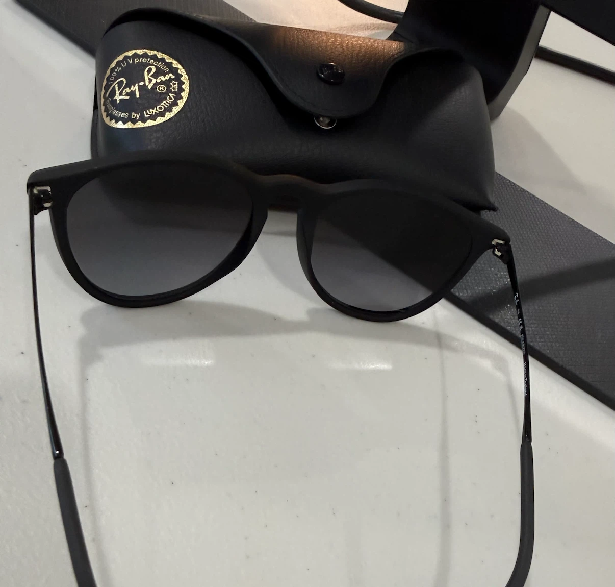 Ray-Ban Erika RB4171 622/T3 – Polarized, Brand New in Box - photo 3