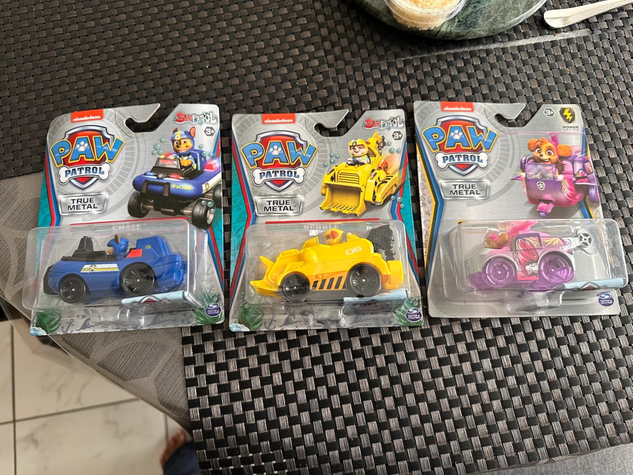 Brand new Nickelodeon Paw Patrol Skye True Metal Vehicle