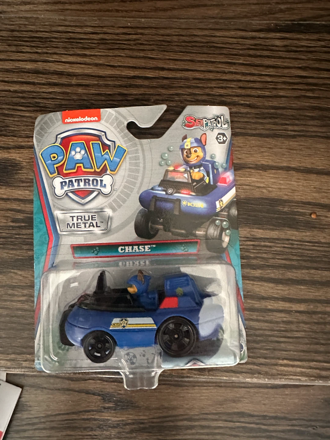 Brand new Nickelodeon Paw Patrol Skye True Metal Vehicle - photo 2