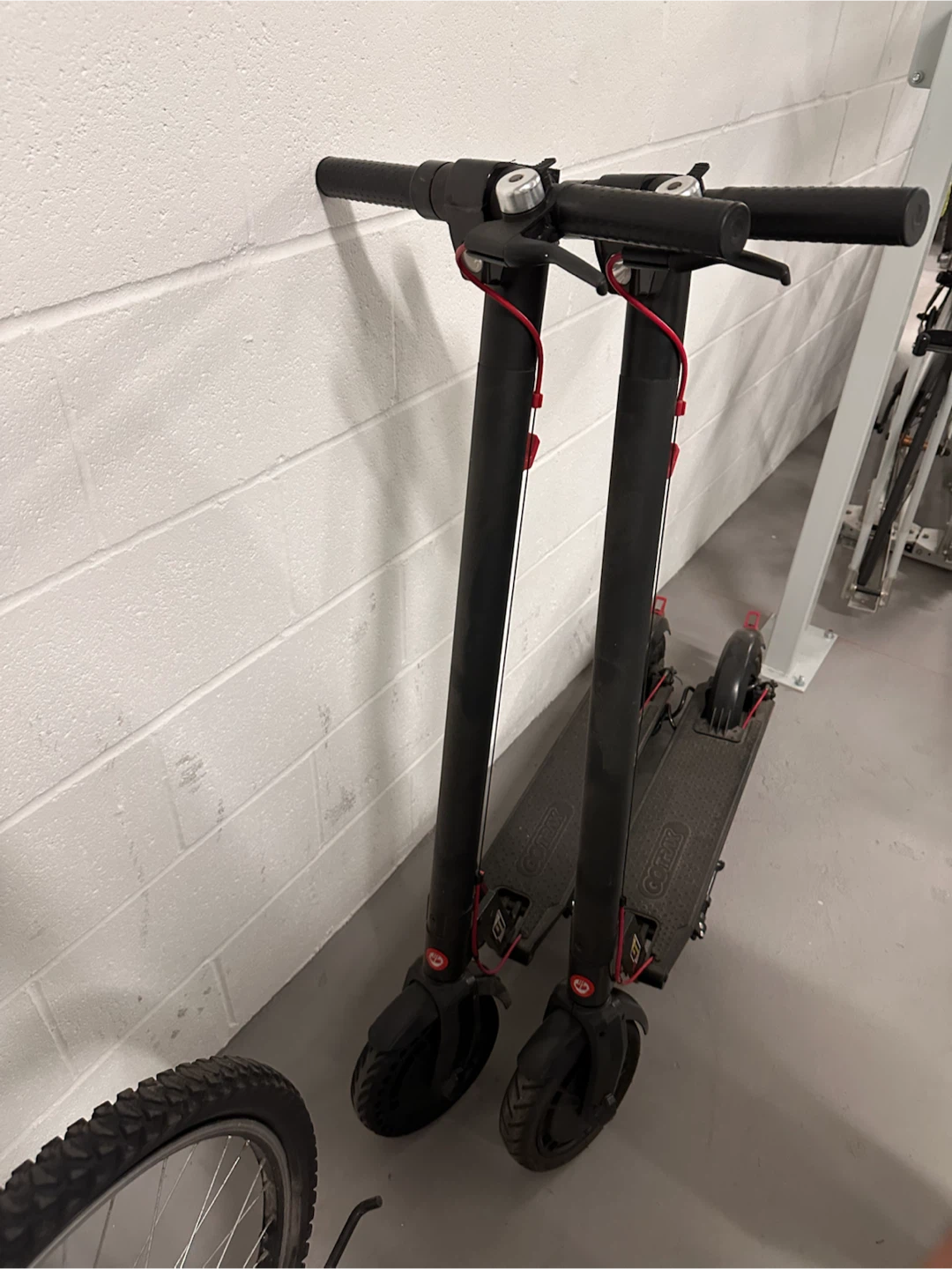 GoMAX Electric Scooters (2) - Black