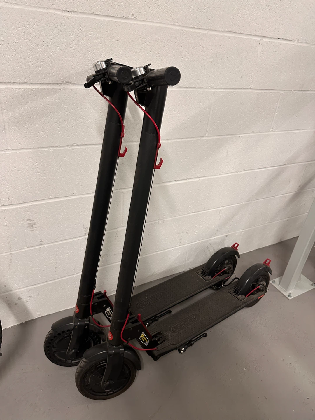 GoMAX Electric Scooters (2) - Black - photo 3
