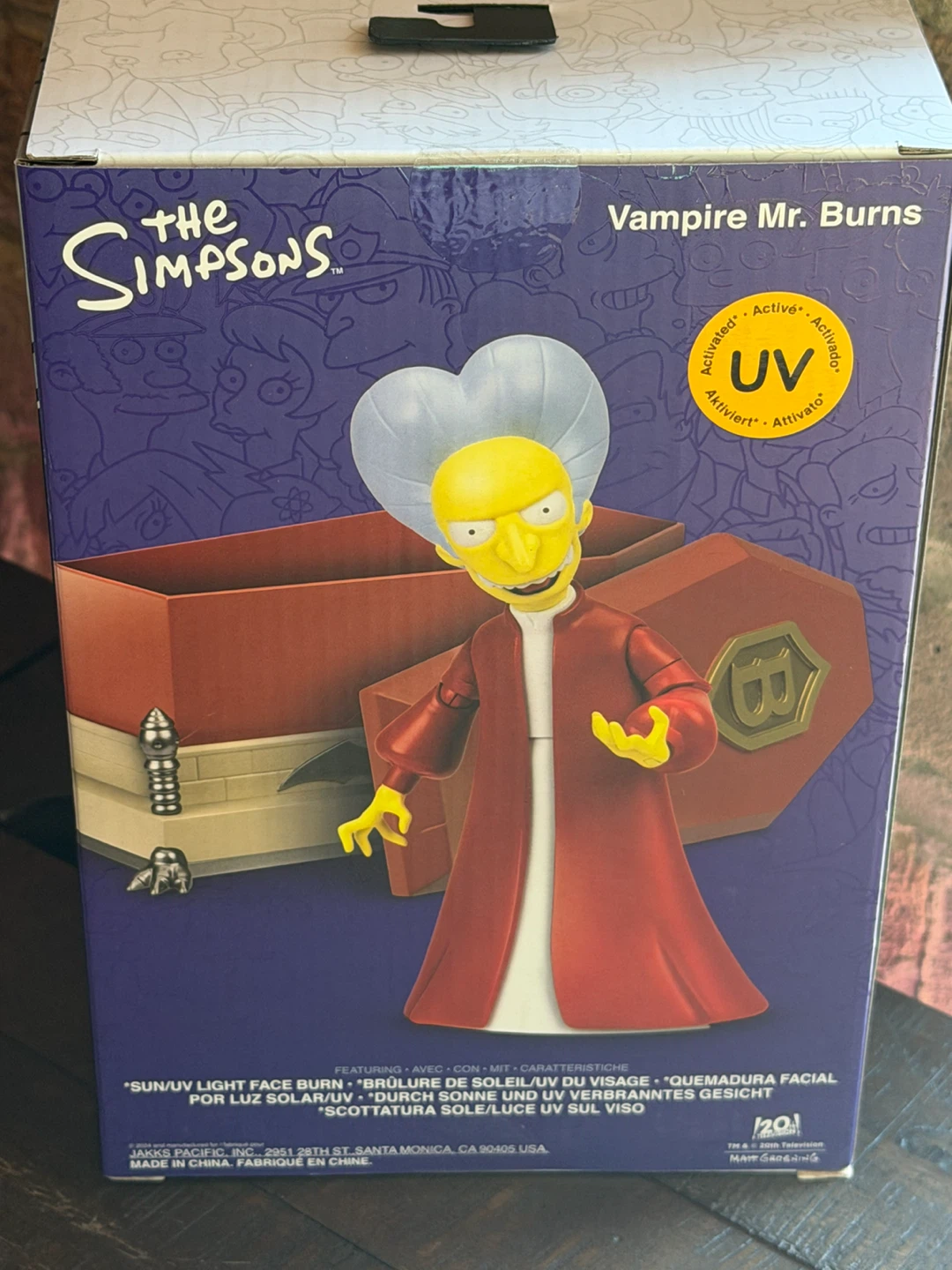 New in box! The Simpsons Vampire Mr. Burns - photo 3