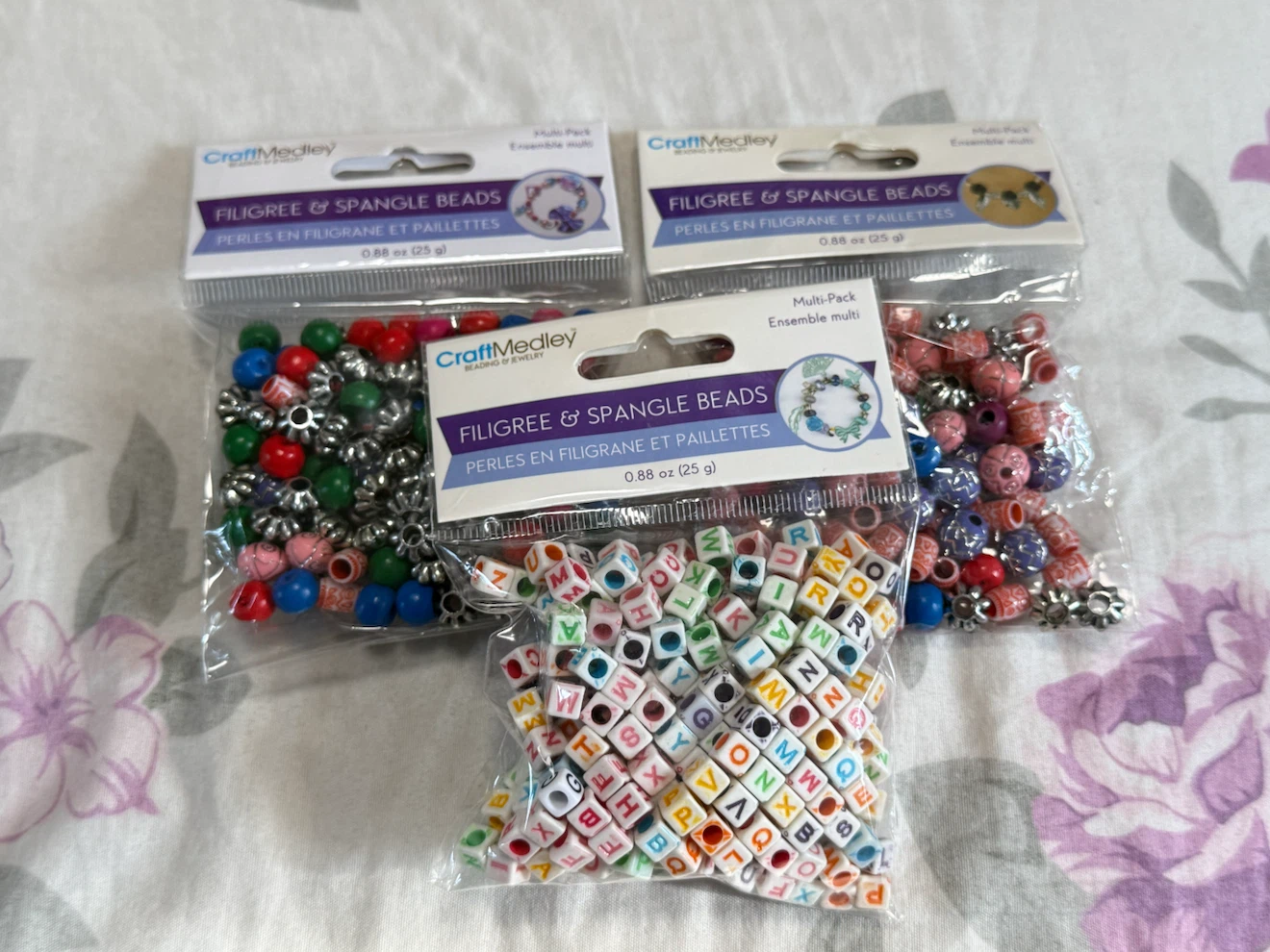 Multi-Pack random assorted beads
