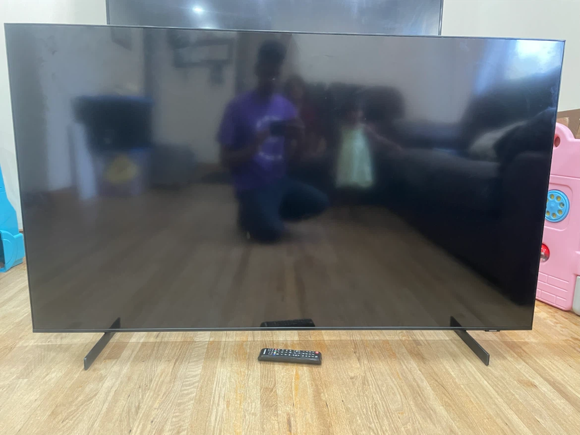 Tv 65” screen cracked Samsung - photo 5