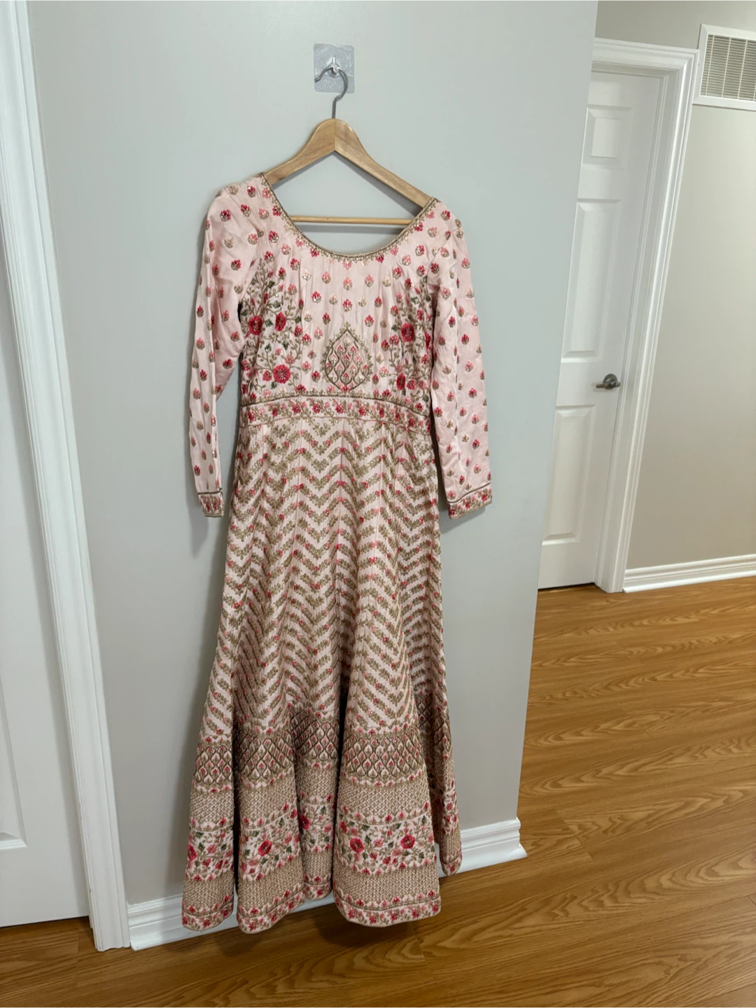 Women's Pink Embroidered Anarkali Kurti - photo 2