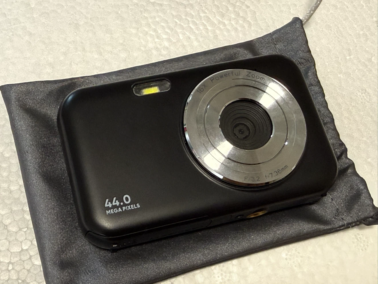 ‼️NEED GONE‼️ Digital Camera with Pouch + Box