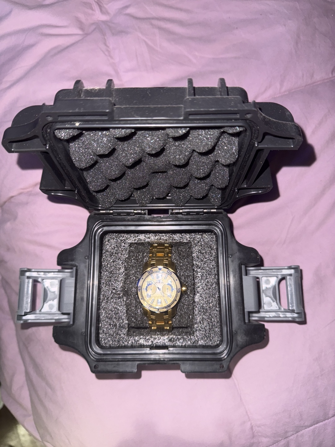Invicta Watch in Protective Case - photo 2
