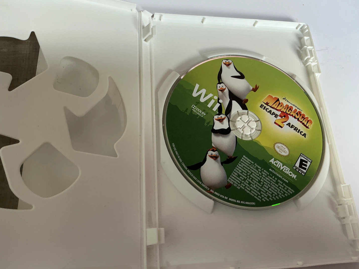 Madagascar 2 Escape 2 Africa Wii Game - photo 2