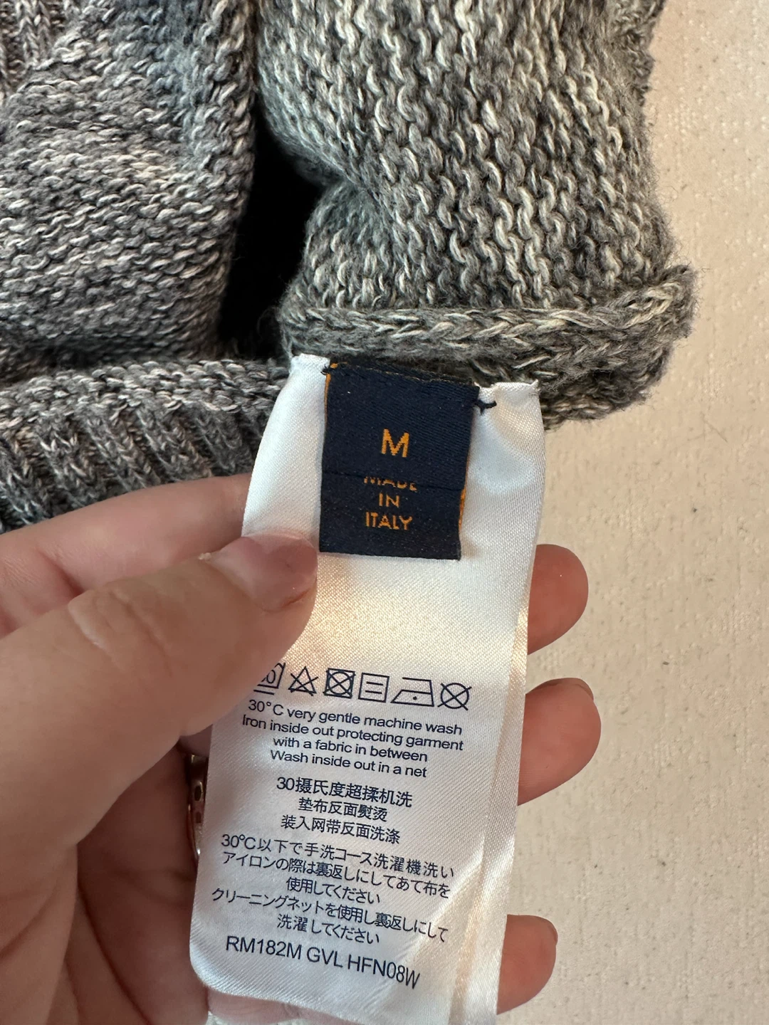 Louis Vuitton "Merci" Monogram Sweater - Grey - Size M - photo 3