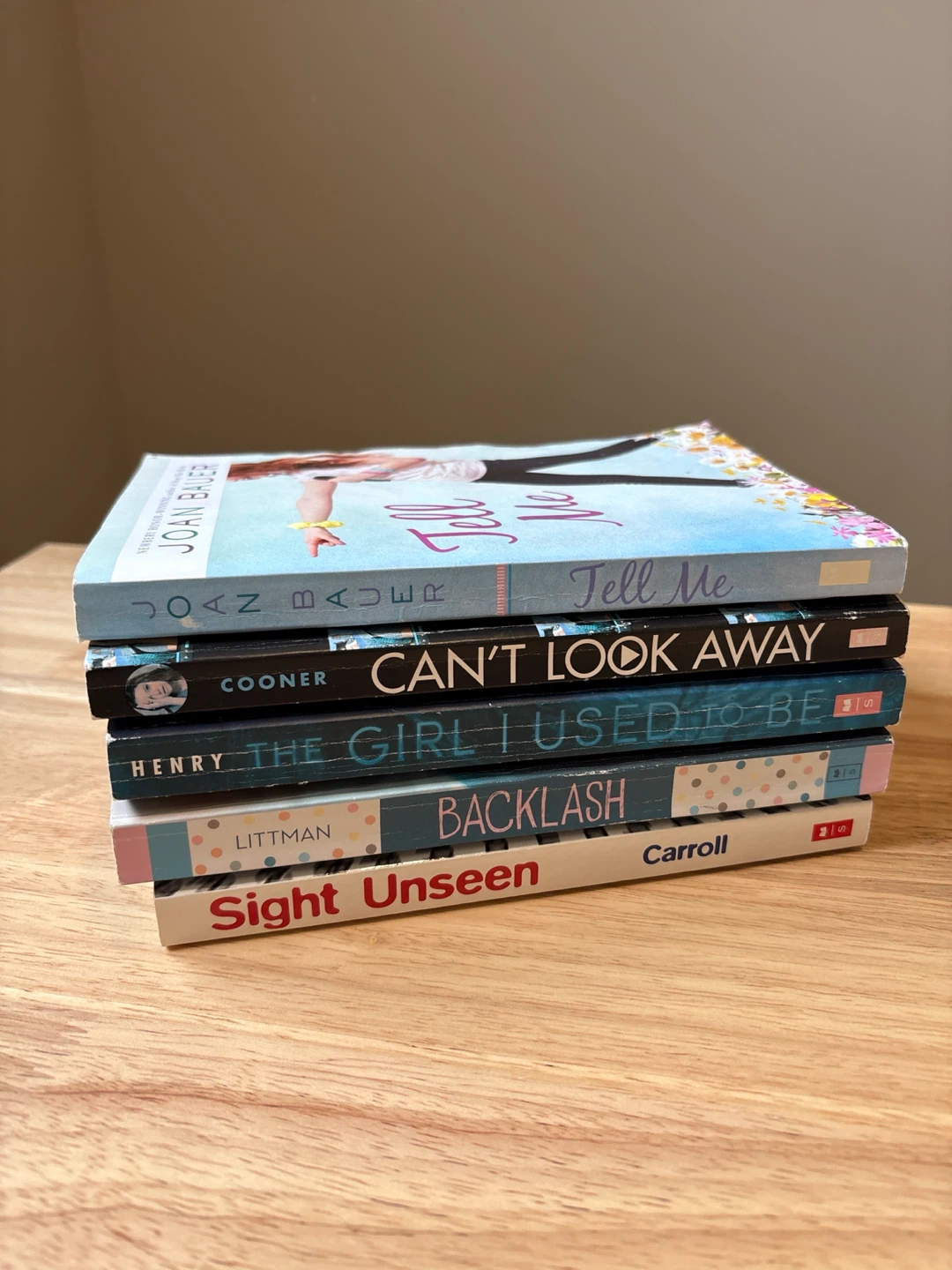 5 YA Mystery, Suspense & Thriller Books - photo 2
