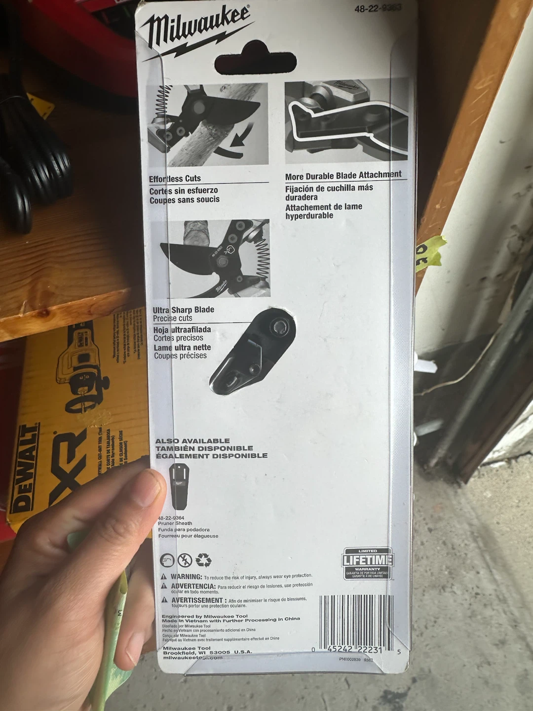Milwaukee 3/4" Pruner - photo 2