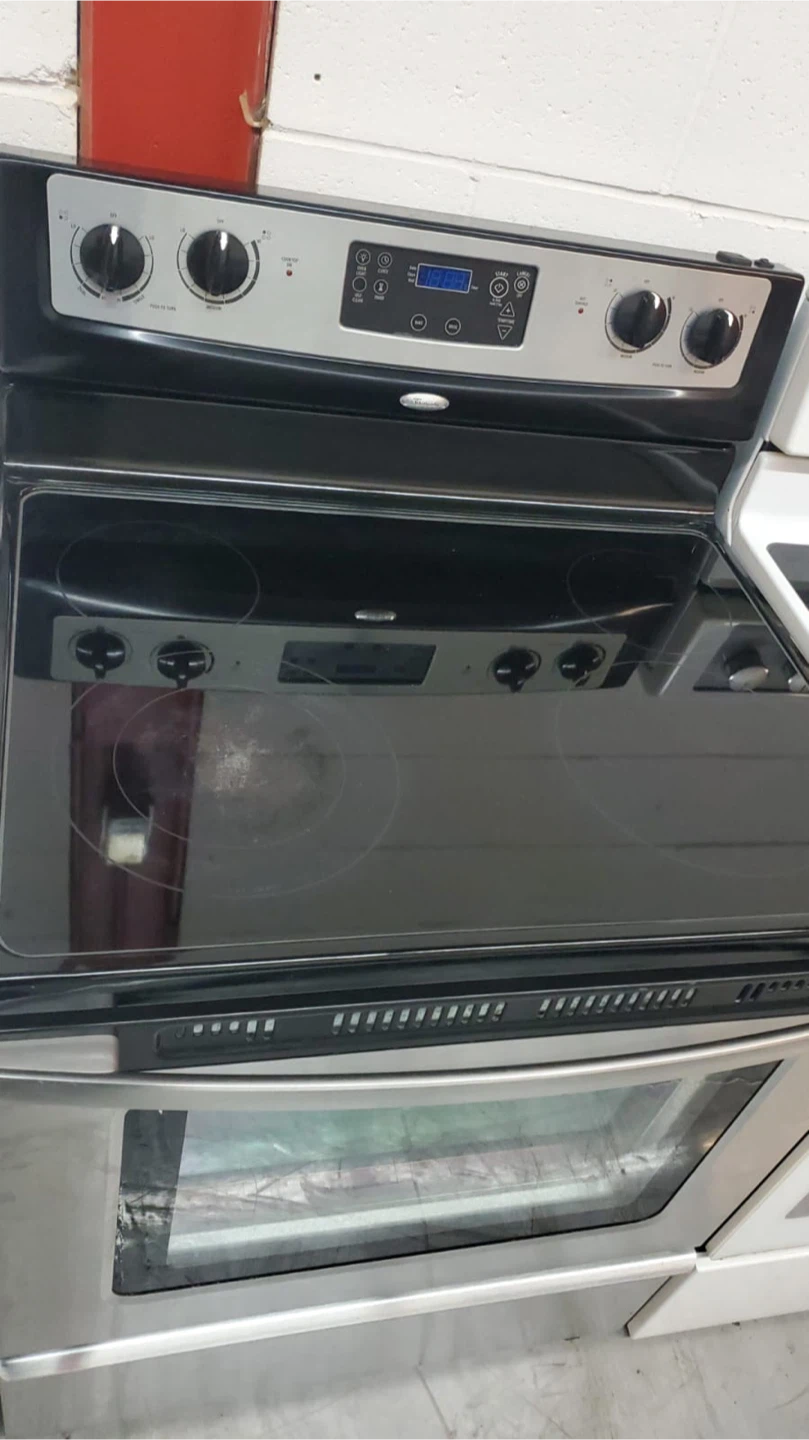 Whirlpool Electric Range with Smooth Top