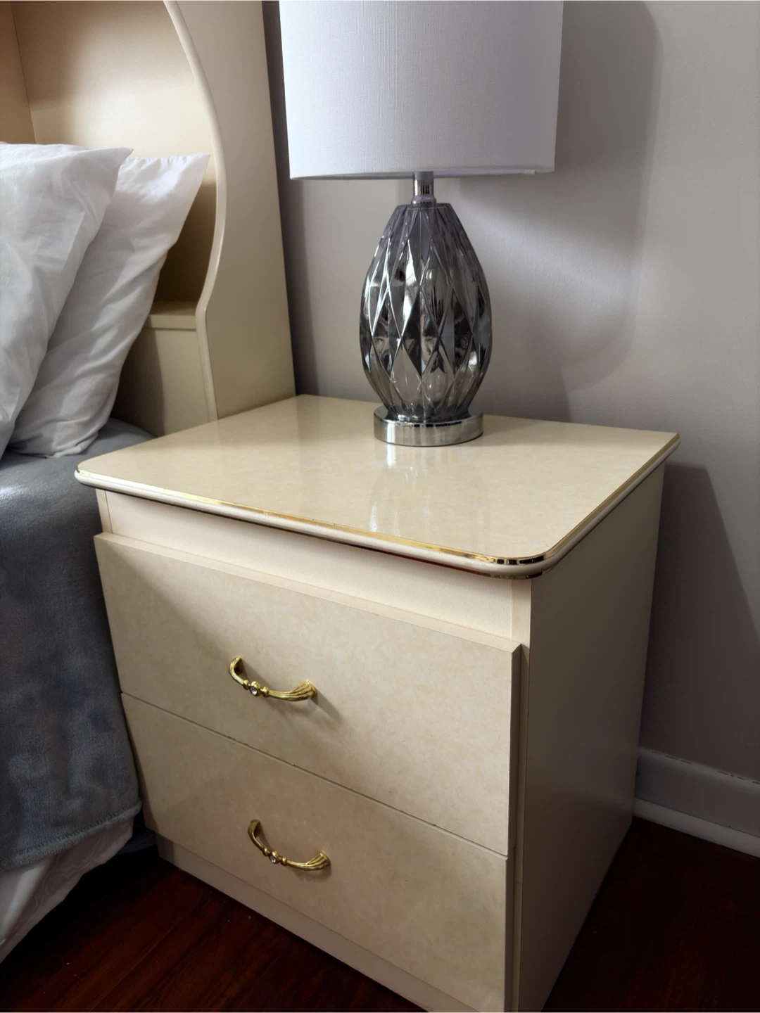 Bedroom Set - Frame, Mattress, Dresser, Closet, Side Tables - photo 4
