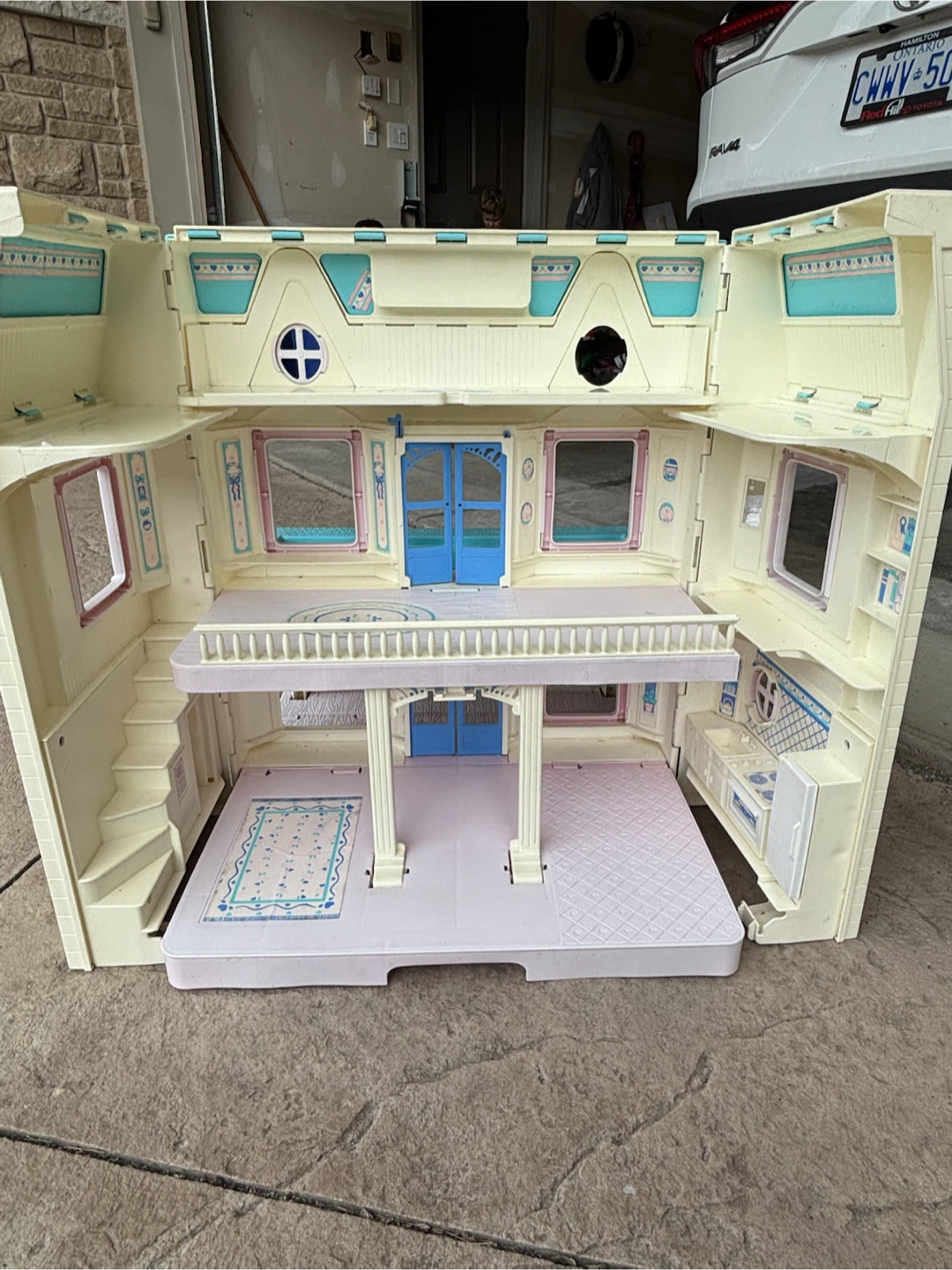 Fisher-Price Dollhouse - photo 2