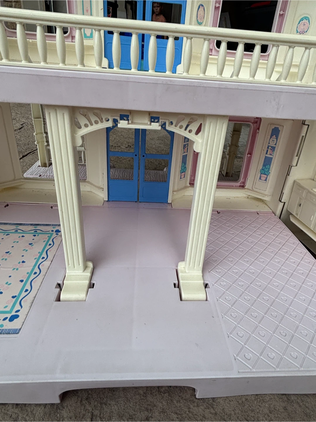 Fisher-Price Dollhouse - photo 4