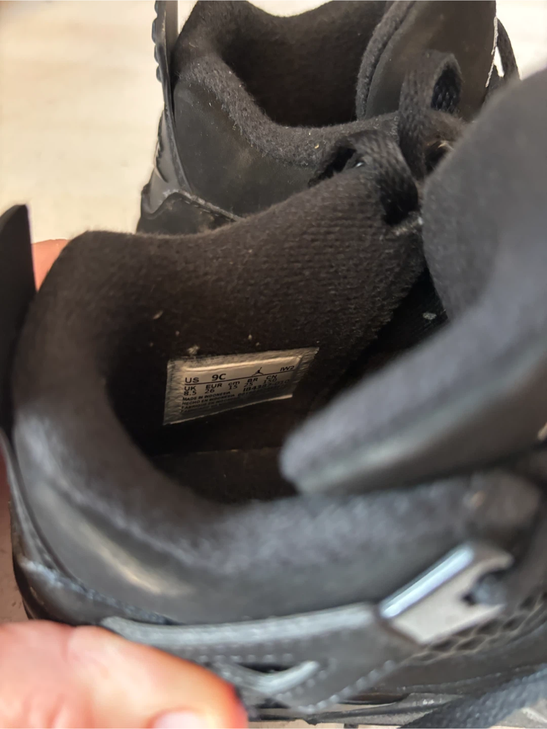 Jordan 4 Toddler Sneakers - toddler size 9 - photo 3