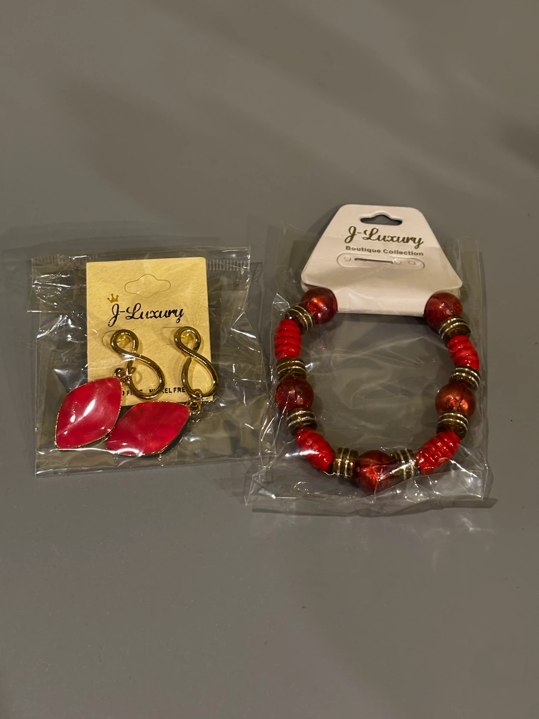 J-Luxury Red Lip Dangle Earrings & Bracelet Set