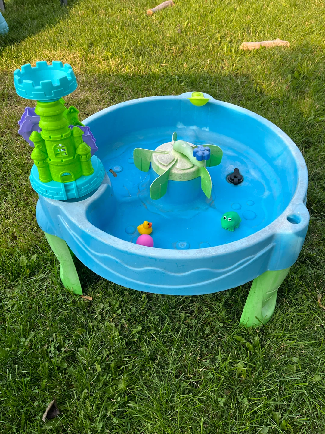 Kids water table