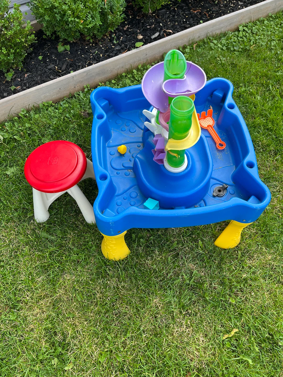 Step2 Water Table with Stool - photo 2