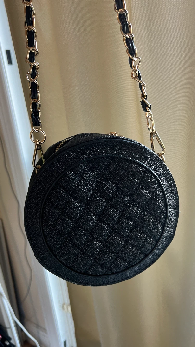 Round Vanity Bag - photo 3