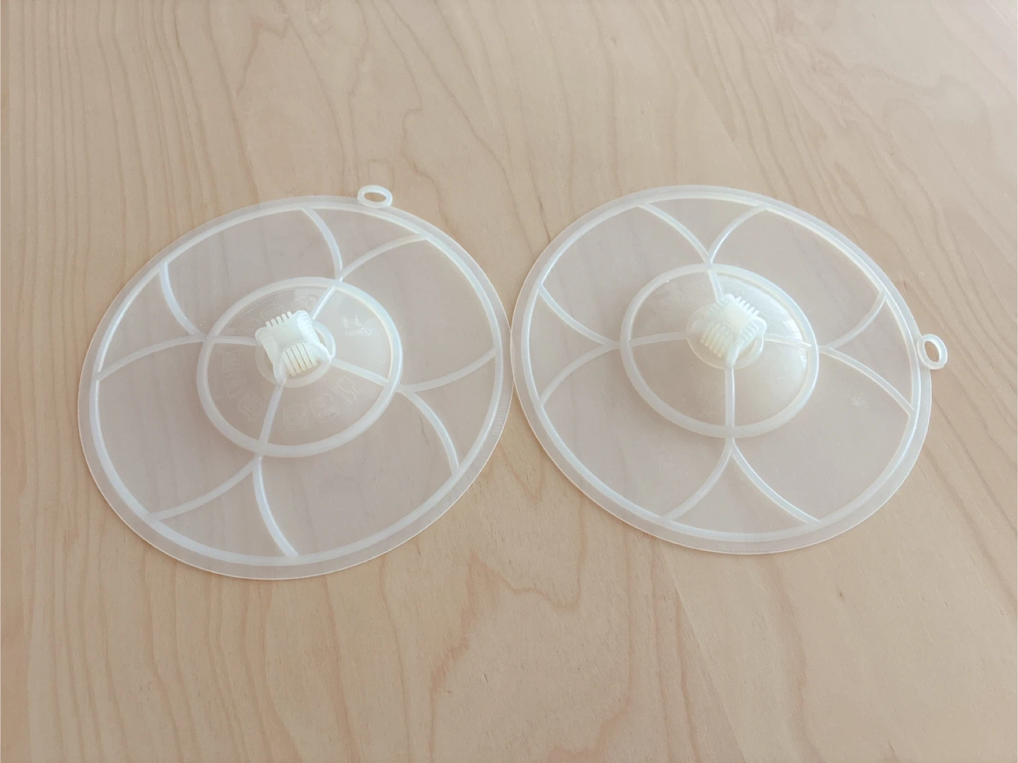 Set of 2 Silicone Suction Lids-Diameter 18cm