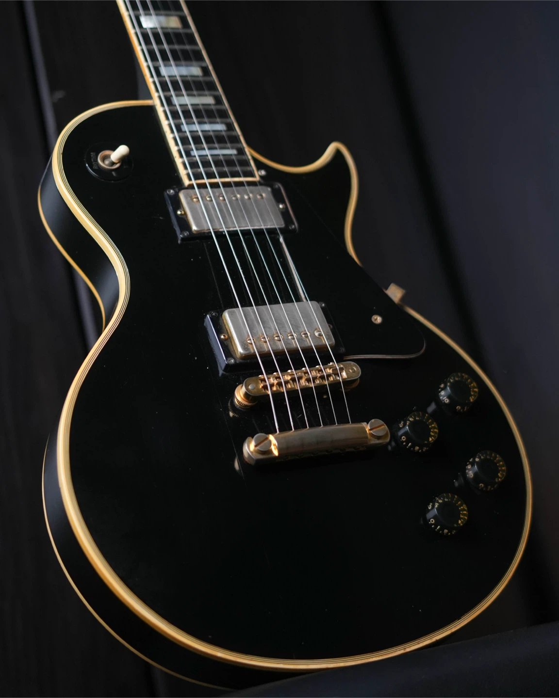 1981 Gibson Les Paul Custom - photo 2