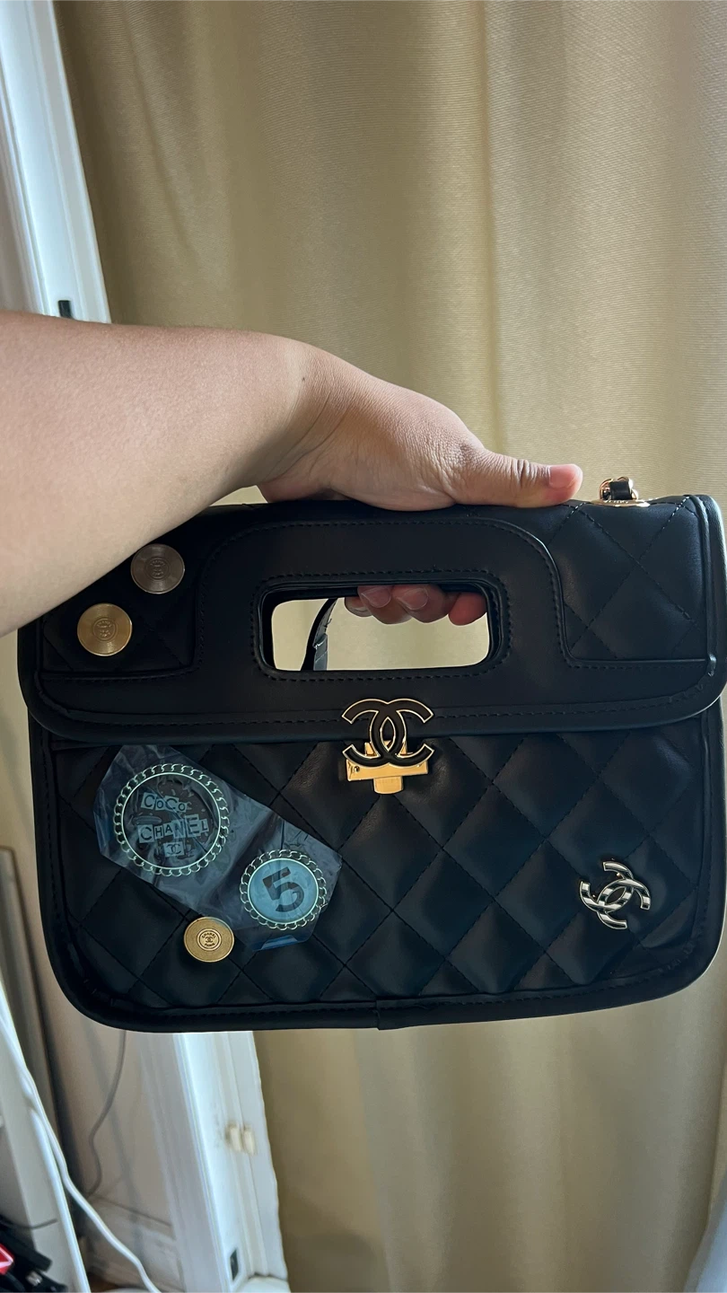 Black Quilted Handbag with Chain Strap