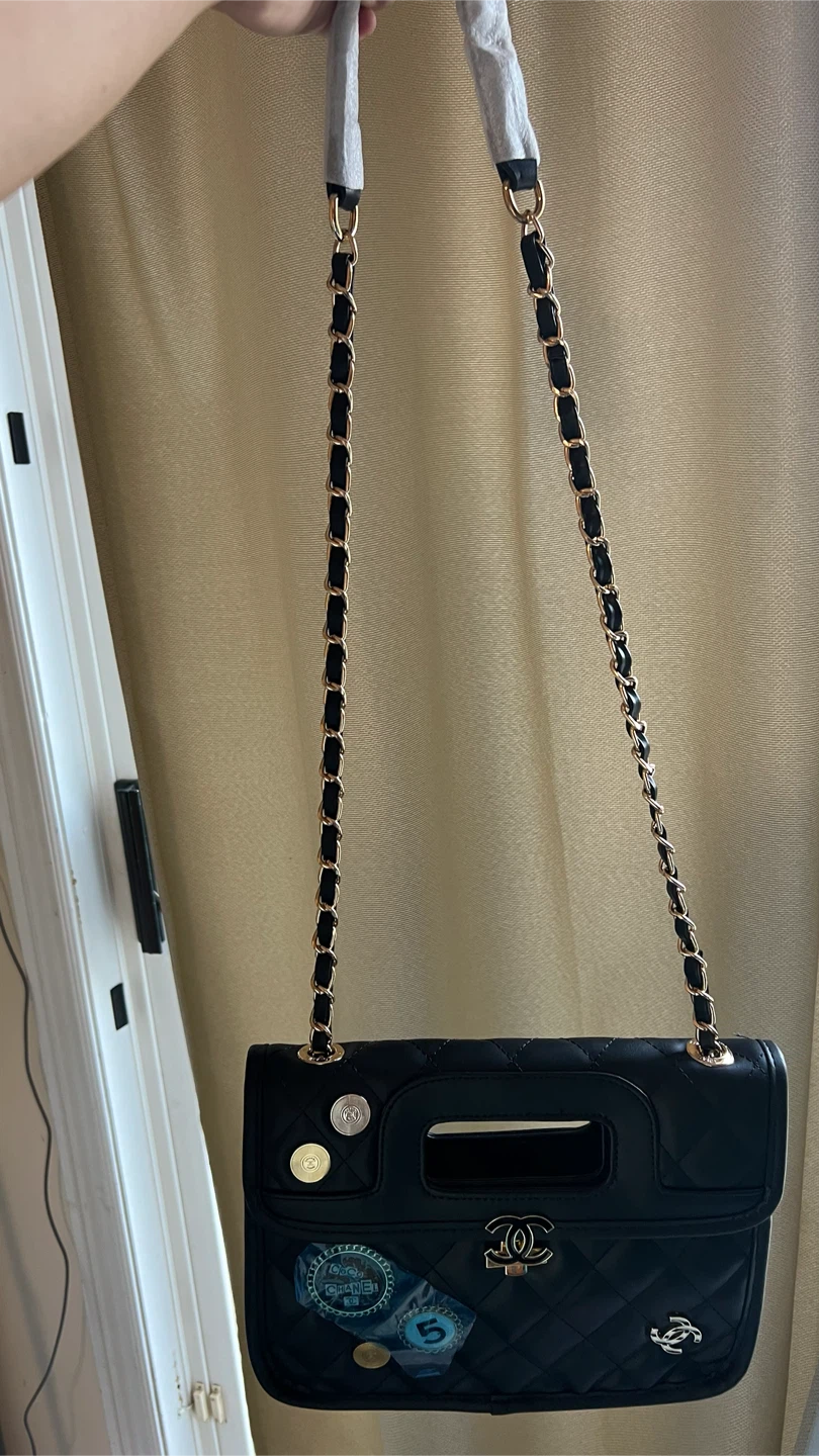 Black Quilted Handbag with Chain Strap - photo 4
