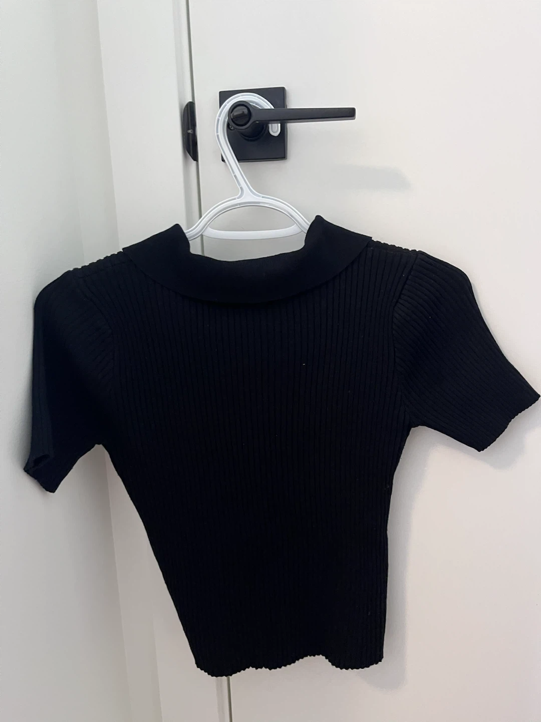 Black Ribbed Zipper Collared Top - photo 2