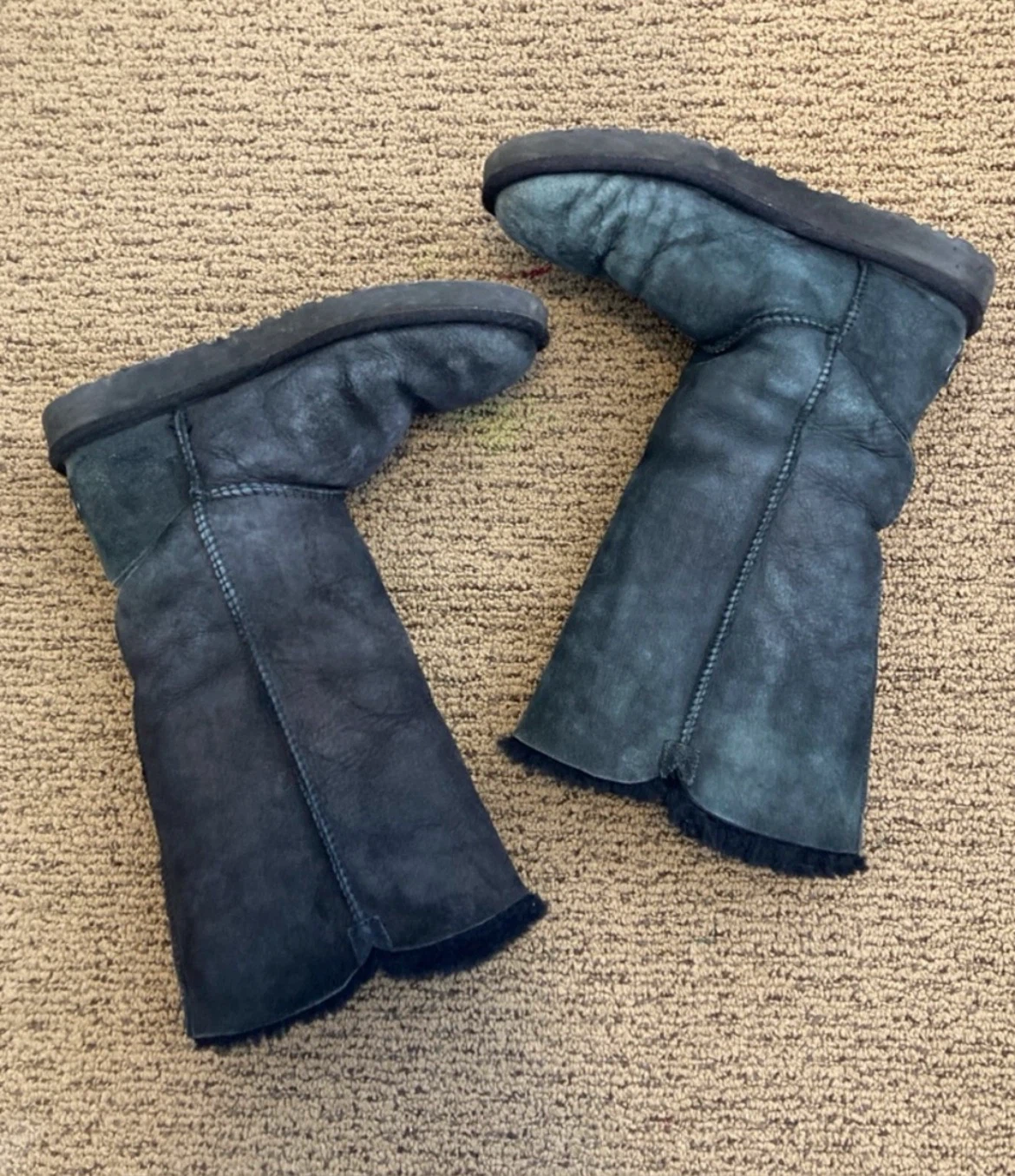 Uggs button tall black - photo 3