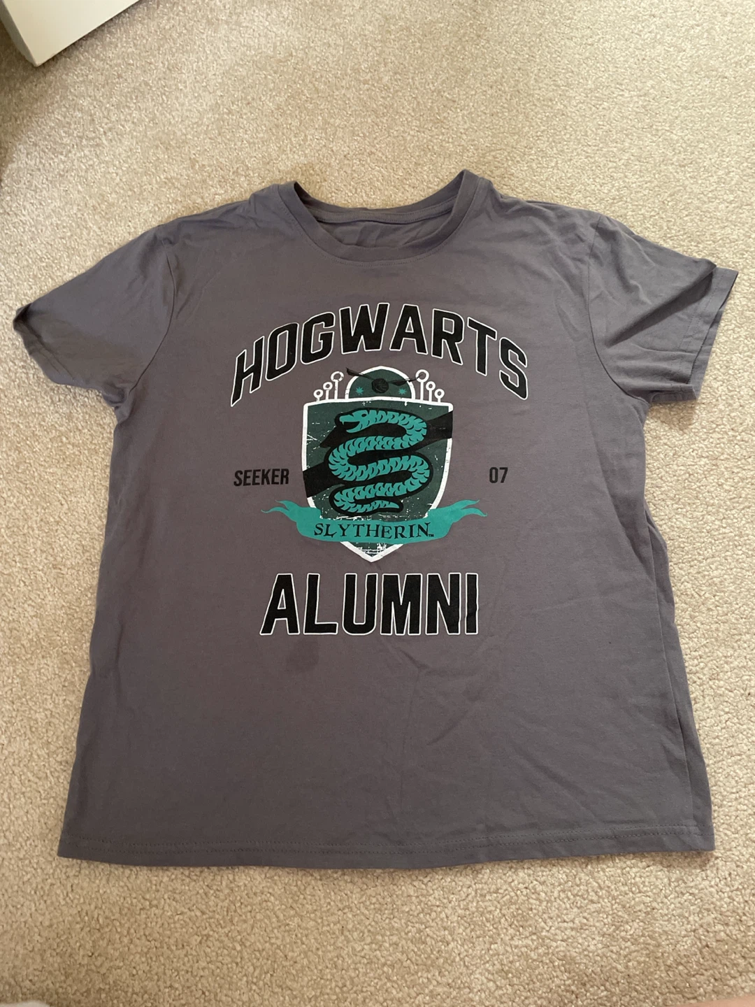 4 Women’s T-shirts - photo 4
