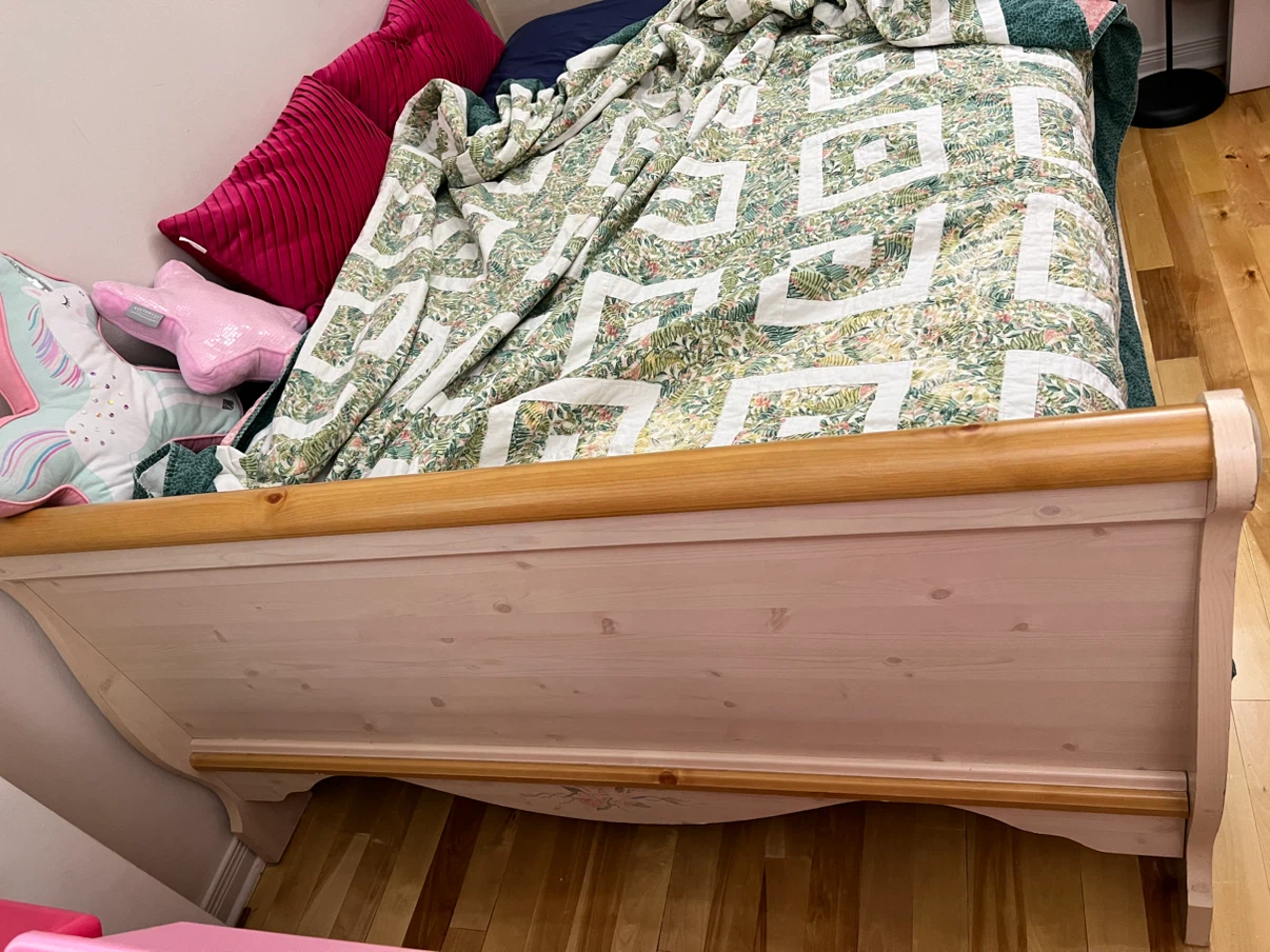 Kathy Ireland Design Sleigh Bed Frame - photo 2